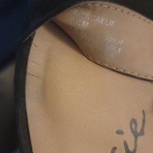 Black American Rag Cie Heels (Size 8.5)